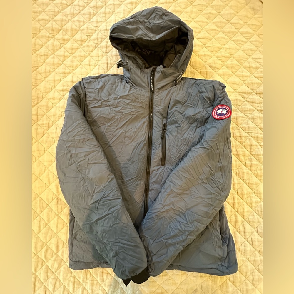 2022 Canada Goose Lodge packable lightweight down